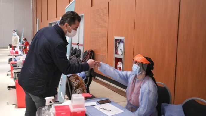 Comenzarán a vacunar a mayores de 18 años con comorbilidades