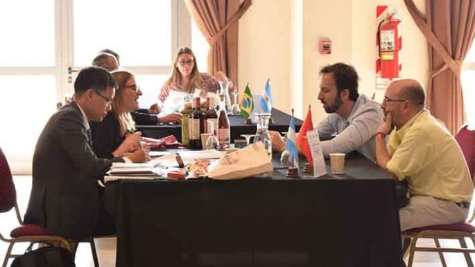 Villa María se ofrece para exportar servicios