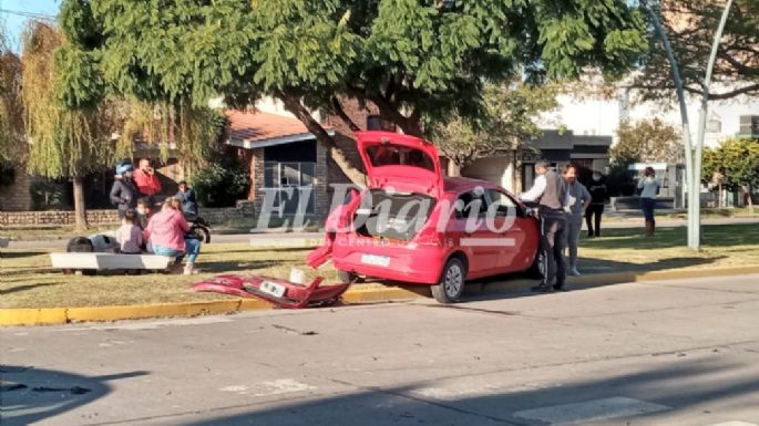 [AHORA] Accidente de tránsito dejó dos heridos
