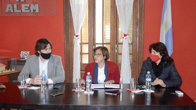 Las nuevas autoridades afirman que se inició una nueva etapa de la UCR