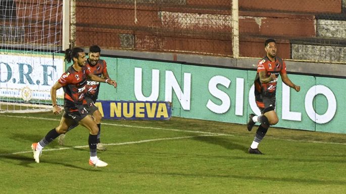 Patronato le ganó a Boca por primera vez en la historia