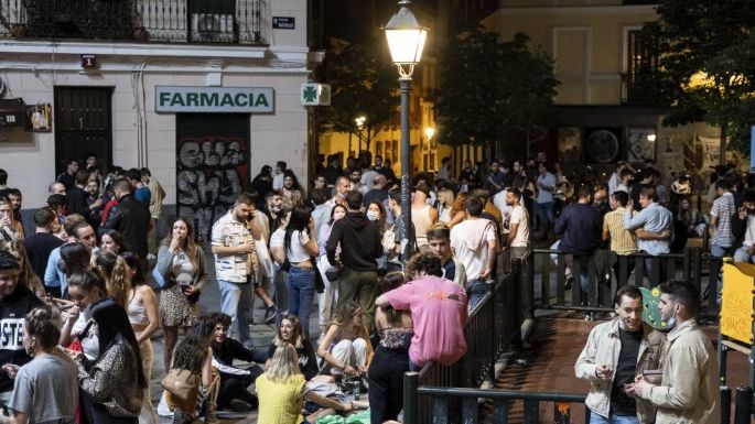 Tras ocho meses, España levantó el estado de alarma y hubo grandes aglomeraciones en las calles