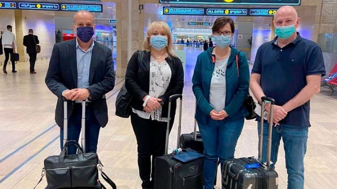 Inician reuniones con la delegación israelí por la producción local de vacunas contra el coronavirus