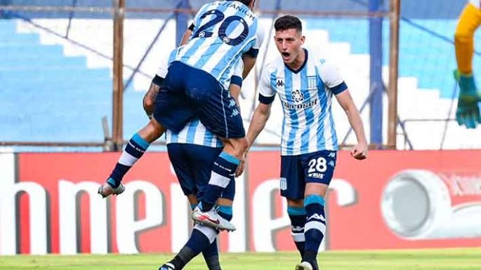 Racing ganó, clasificó y dejó afuera y sin DT a San Lorenzo
