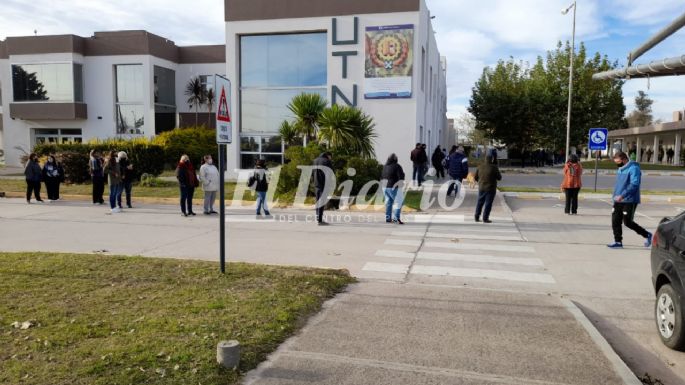 Gran convocatoria en la UTN en una nueva jornada de vacunación
