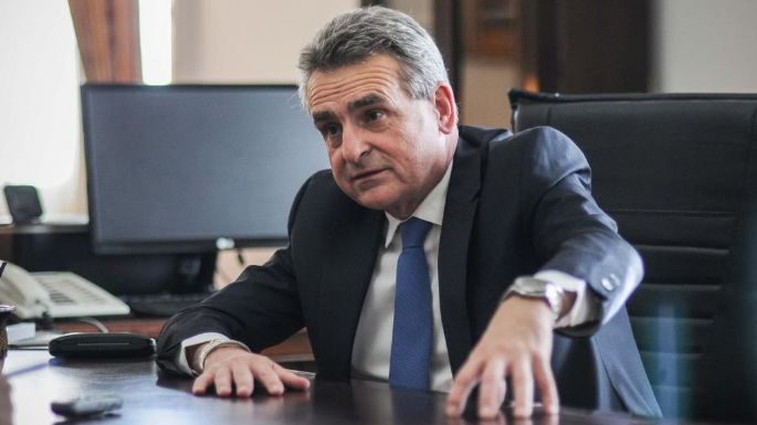 Agustín Rossi se reunió con intendentes