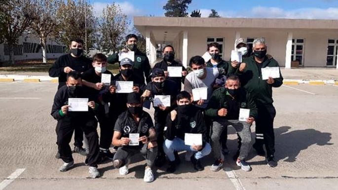 Vacunaron a todos los recolectores