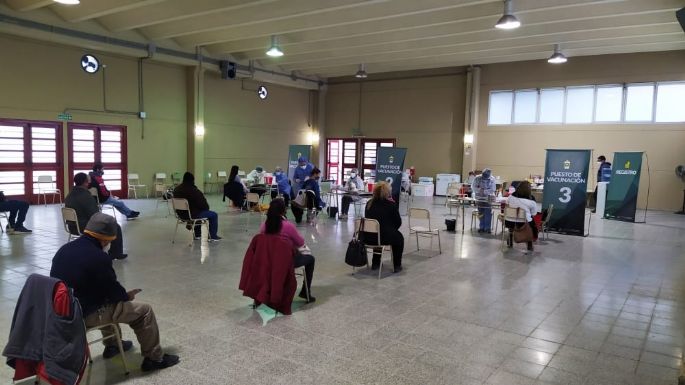 En dos días, Villa Nueva colocó más de 600 vacunas contra el coronavirus