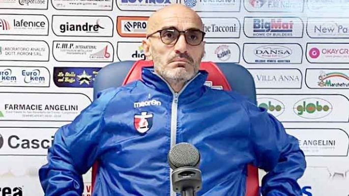 Paolo Montero  es el nuevo DT