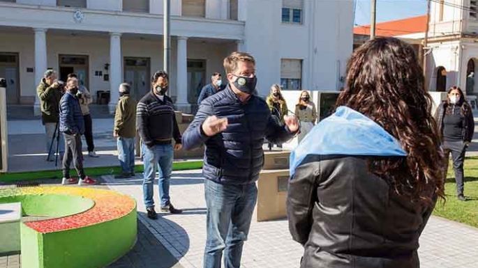 Briner se reunió con comerciantes