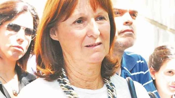 Ana Becerra, acusada por “abuso de autoridad”, compareció ante el fiscal