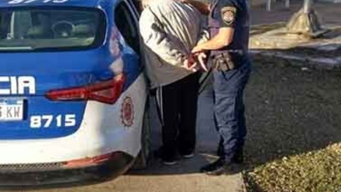 Arrestaron a un hombre por “hurto en flagrancia” en un local comercial