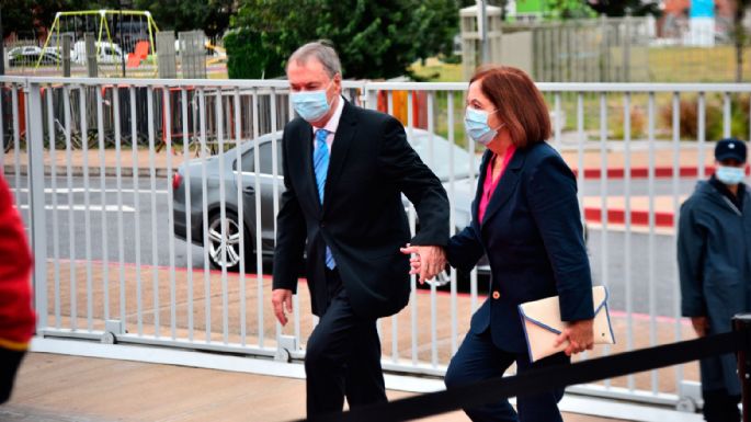 Schiaretti está aislado por ser contacto estrecho de un caso positivo