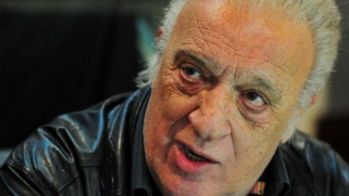 El "Coco" Basile está internado tras complicarse su cuadro de coronavirus