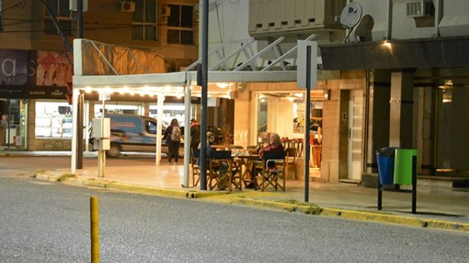 Gastronómicos piden por la noche