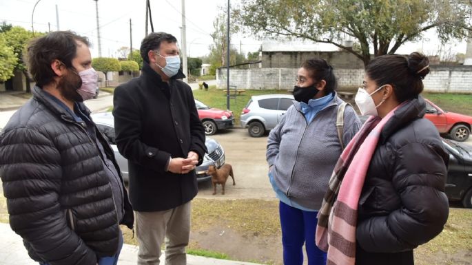 Rosso anunció la pavimentación de calle La Rioja en el MuniCerca 1