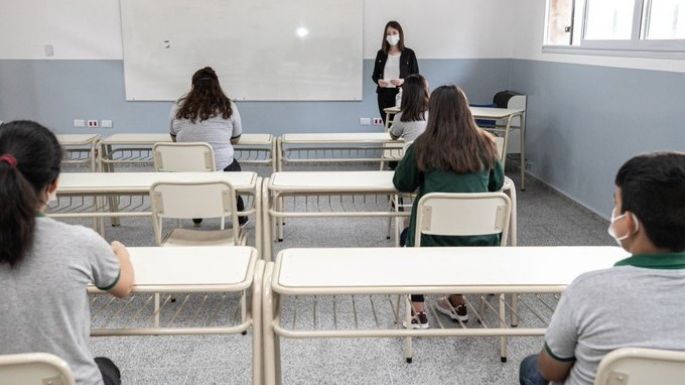 Vuelven las clases presenciales en localidades de no más de 30 mil habitantes