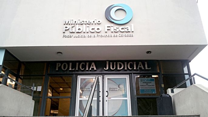 Detenidos por distribuir pornografía con pequeños