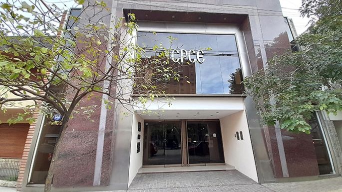 Profesionales que cumplieron 25 años en la matrícula y nuevos jubilados
