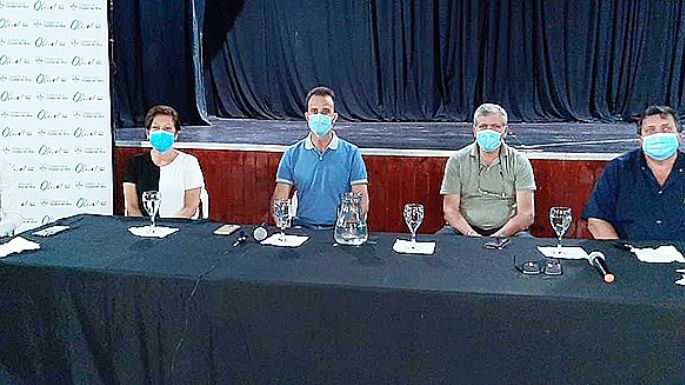 En Oliva, las clases presenciales no volverán hasta el próximo lunes