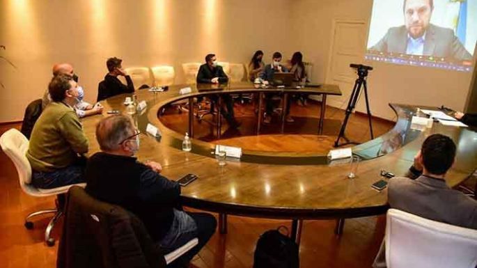 Gill afirmó que avanza la obra de desagües de barrios del noreste