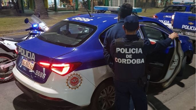 Acuchillaron por sorpresa a un joven en barrio Las Playas