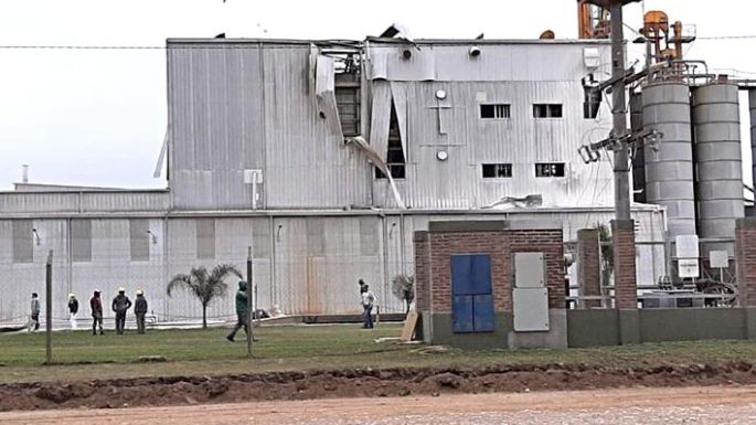 Tres heridos al explotar un molino harinero