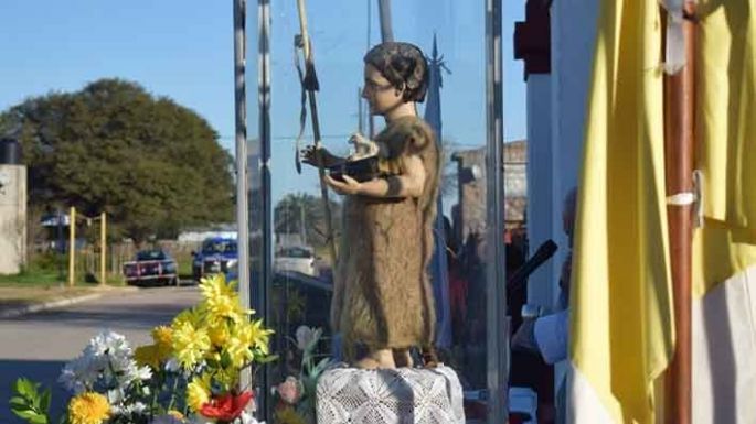 Homilía y procesión