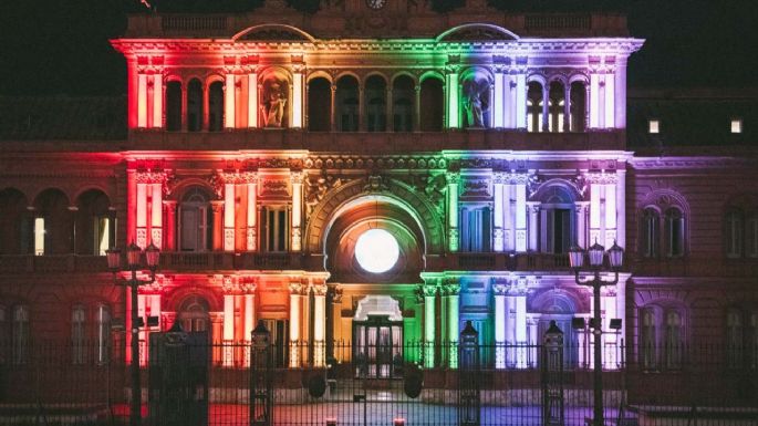 La Casa Rosada, con los colores de la comunidad LGBTIQ+