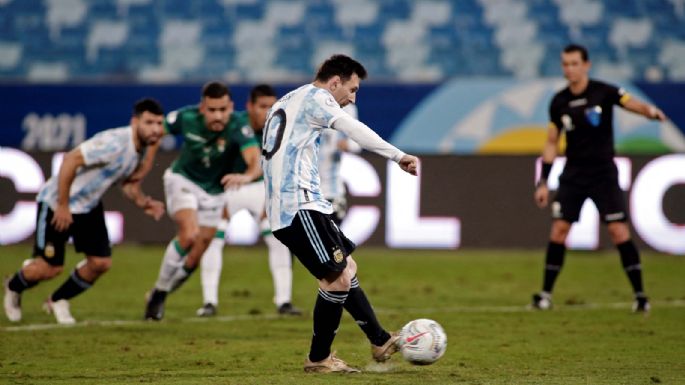 Argentina le gana a Bolivia 3 a 0 al final del primer tiempo