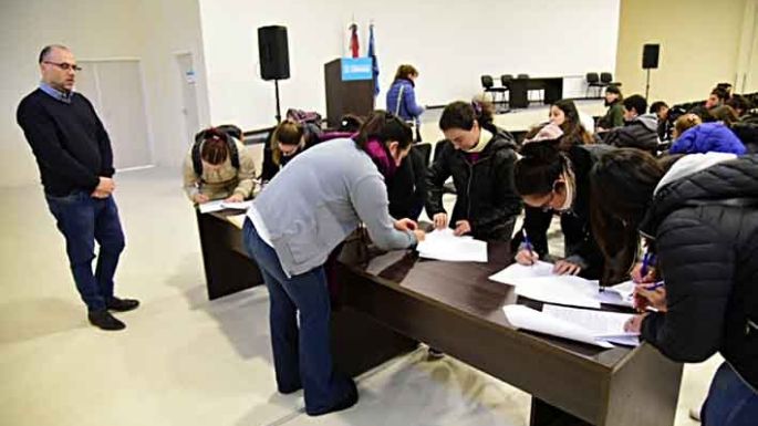 En el primer trimestre del año creció la desocupación local