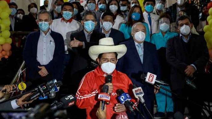 Elecciones en Perú: fin de campaña caliente para Castillo y Fujimori