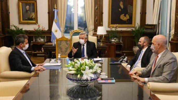 El presidente le solicitó a Massa resolver problema del retroactivo del Monotributo