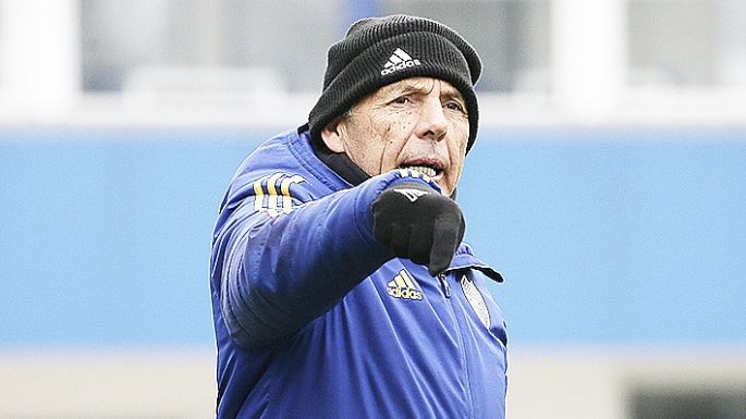Russo, conforme y expectante