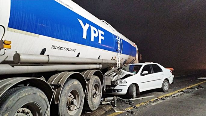Despiste con heridos en la autopista y dos muertos en rutas del interior