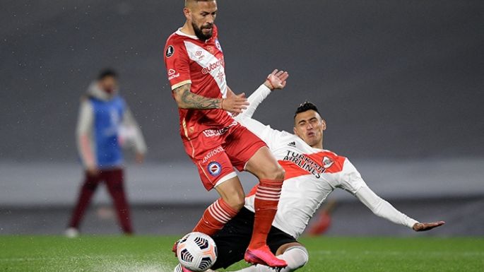 Un empate que deja todo abierto