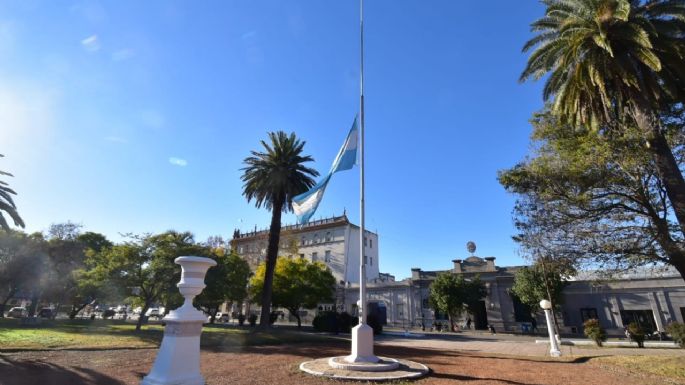 Villa María adhiere a los cinco días de Duelo Nacional por los fallecidos por la pandemia