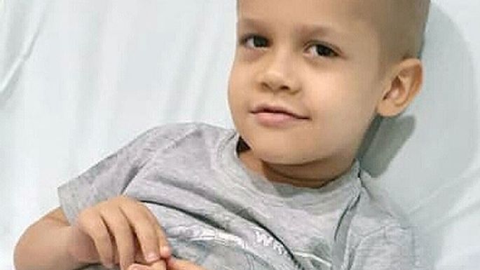 Santi Maratea se sumó a la campaña por el nene cordobés que necesita 300 mil euros