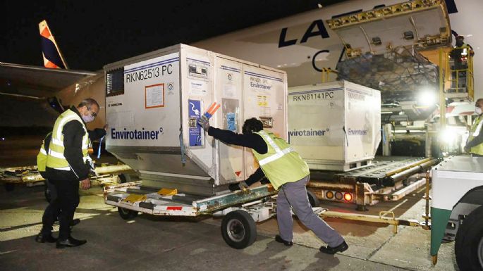 Arriban más vacunas de Sinopharm y AstraZeneca