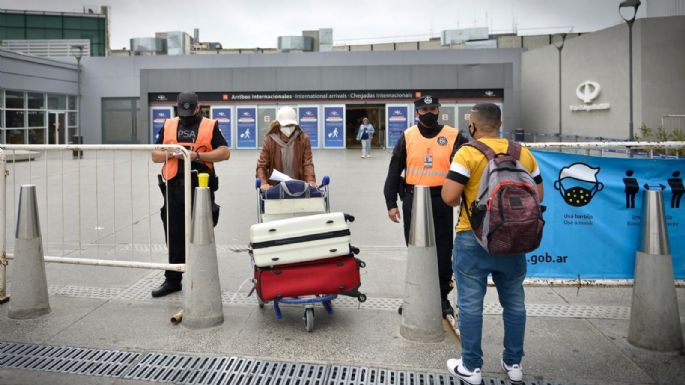 Confirmaron dos casos de la variante Delta tras su regreso al país