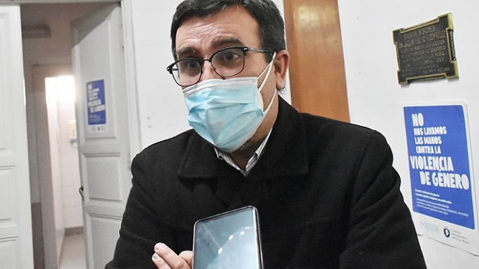 Trecco dijo que la aplicación de tres vacunas distintas “le hará difícil” el trabajo al virus