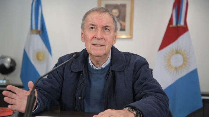 Schiaretti solicitó a los mayores de 18 años que se anoten para vacunarse
