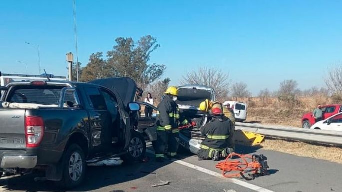 Intentó ayudar a una automovilista y murió atropellada