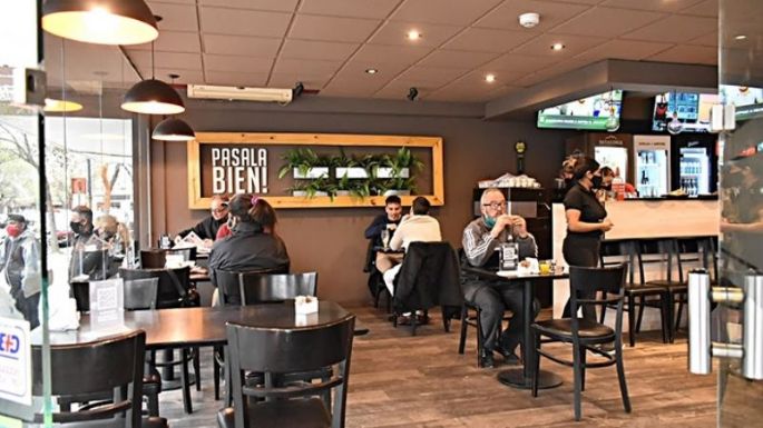 Presentarán un proyecto para que se requiera estar vacunado al momento de entrar a locales gastronómicos