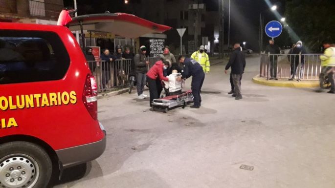 ANTICIPO - Perdió el control de su moto y sufrió un grave accidente