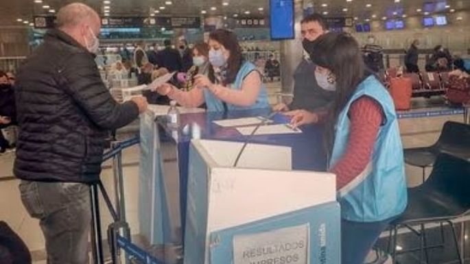 Un viajero proveniente de Perú contagió a al menos 13 personas con la variante Delta