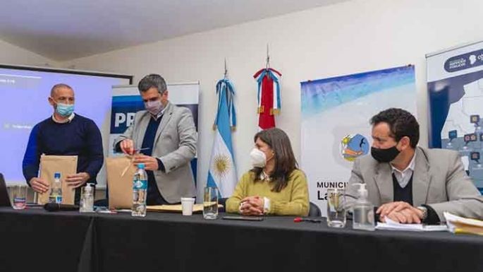 Diez oferentes para la segunda etapa de la red de cloacas