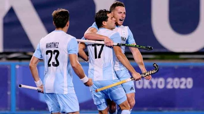 Los Leones golearon y clasificaron a cuartos