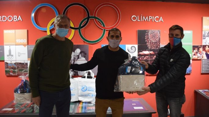Campana despidió a los cordobeses del equipo de Rugby que estarán en Tokio