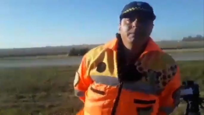 [Video] Gresca entre un policía y un ciudadano por fotomultas